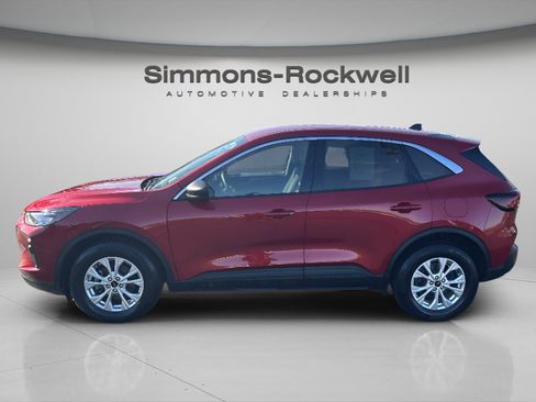 Used 2023 Ford Escape Active image 8