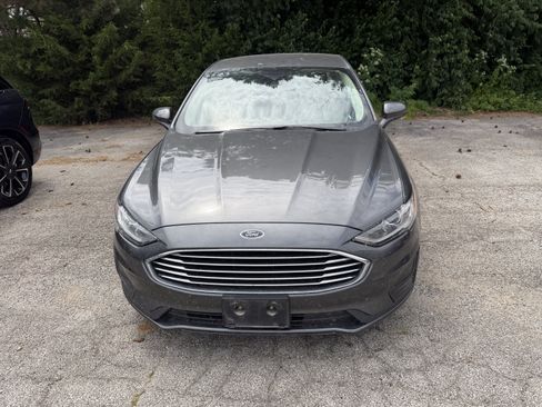 Used 2020 Ford Fusion SE AWD/4WD image 12