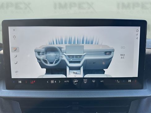 Used 2025 Ford Explorer ST-Line w/ ST-Line Street Pack image 20