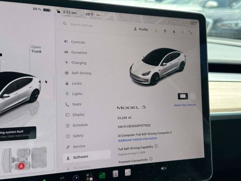 Used 2023 Tesla Model 3 Standard Range RWD image 32