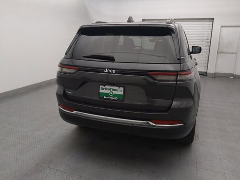Used 2023 Jeep Grand Cherokee 4WD 4xe image 7