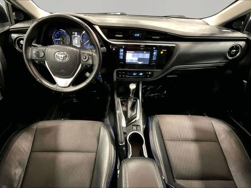 Used 2017 Toyota Corolla SE w/ Carpet Mat Package (TMS) FWD image 7