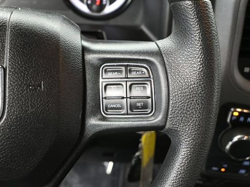 Used 2019 RAM 1500 Express w/ Express Value Package AWD/4WD image 30