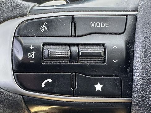 Used 2023 Kia Sportage LX image 27