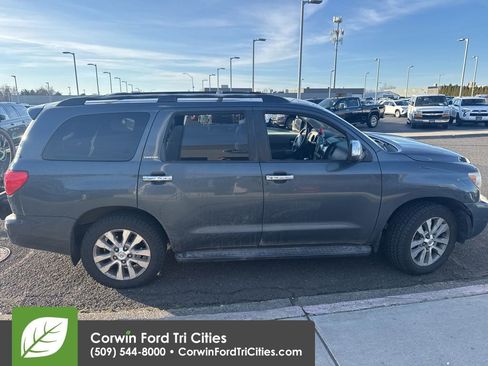 Used 2008 Toyota Sequoia Limited image 7