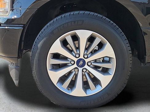 Used 2018 Ford F150 XL w/ Equipment Group 101A Mid RWD image 10