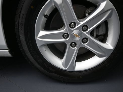 Used 2022 Chevrolet Malibu LS image 38