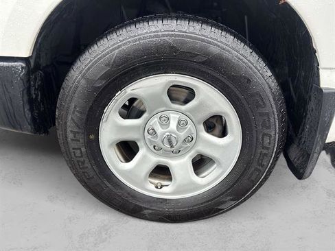 Used 2019 Nissan Titan S w/ S Utility Package image 8