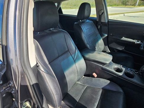 Used 2014 Toyota Avalon Limited w/ Technology Package image 21