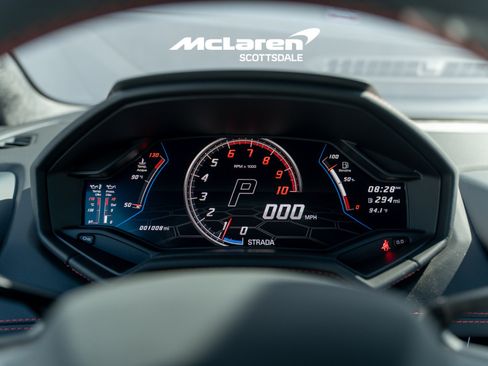 Used 2021 Lamborghini Huracan EVO RWD image 14