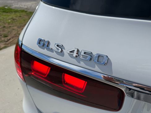 Used 2025 Mercedes-Benz GLS 450 4MATIC image 52