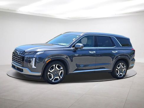 Used 2024 Hyundai Palisade Limited AWD/4WD image 3