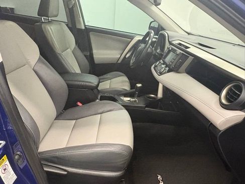 Used 2015 Toyota RAV4 Limited w/ Technology Package FWD image 37