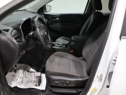 Used 2023 Chevrolet Equinox LT image 10
