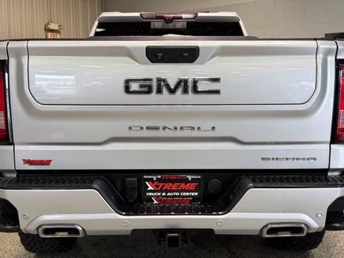 Used 2022 GMC Sierra 1500 Denali Ultimate AWD/4WD image 5