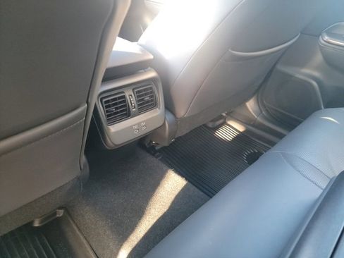 Used 2023 Toyota Crown Limited image 15