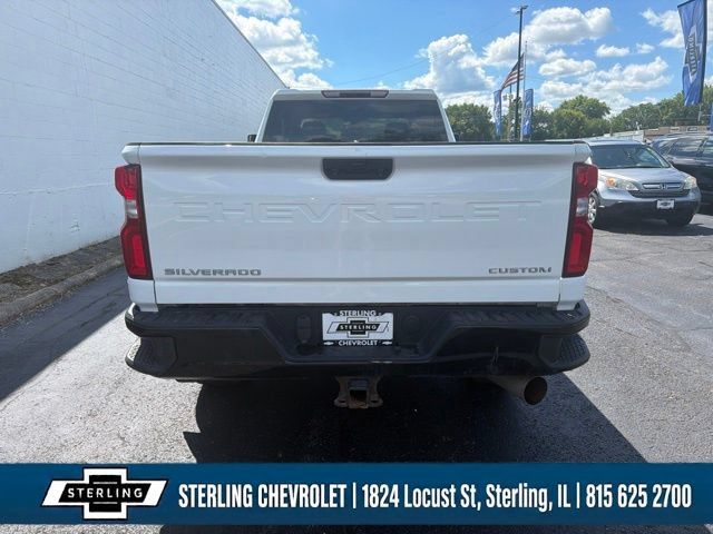 Used 2021 Chevrolet Silverado 2500 Custom w/ Custom Value Package AWD/4WD image 4