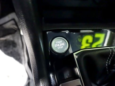 Used 2023 Volkswagen Taos SEL image 22