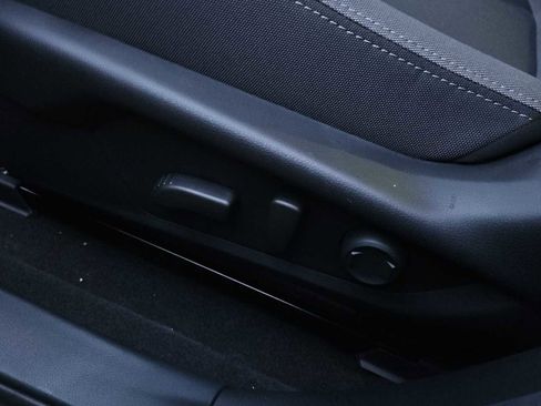 New 2026 Subaru Crosstrek 2.0i Premium image 18