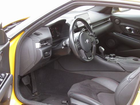 Used 2022 Toyota Supra image 9