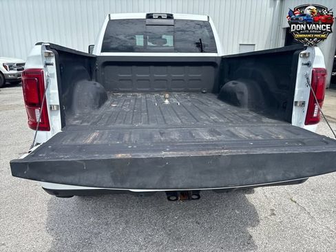 Used 2025 RAM 2500 Laramie AWD/4WD image 23
