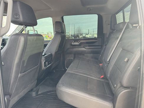 Used 2024 GMC Sierra 2500 SLT w/ SLT Premium Package image 10