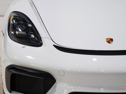 Used 2020 Porsche 718 Boxster Spyder RWD image 29
