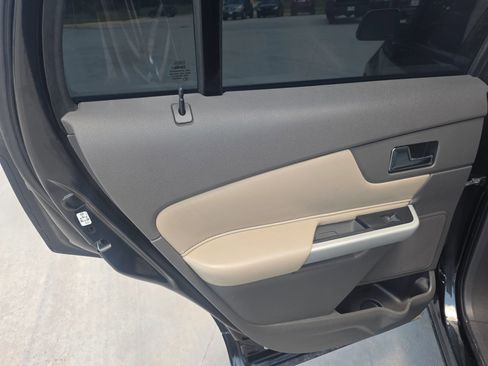 Used 2014 Ford Edge SEL w/ Equipment Group 205A FWD image 26