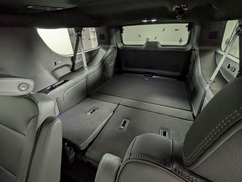 New 2026 GMC Yukon XL Denali w/ Sun & Power Step Package image 38