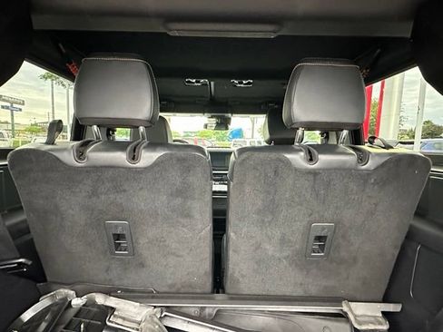 Used 2023 Ford Bronco Badlands w/ Sasquatch Package AWD/4WD image 22