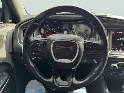 Used 2019 Dodge Charger Scat Pack w/ Navigation & Travel Group image 30