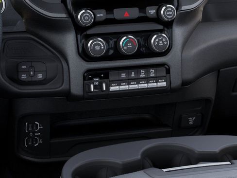 New 2026 RAM 2500 Tradesman AWD/4WD image 24