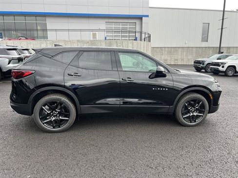 New 2025 Chevrolet Blazer LT w/ LPO, Floor Liner Package image 7