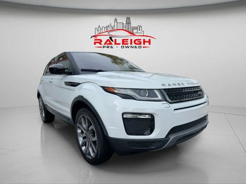 Used 2019 Land Rover Range Rover Evoque image 4