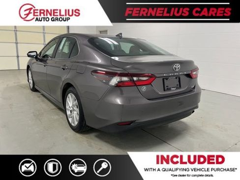 Used 2023 Toyota Camry LE image 6