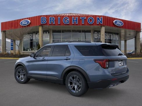 Used 2026 Ford Explorer Active w/ Active Comfort Package AWD/4WD image 7