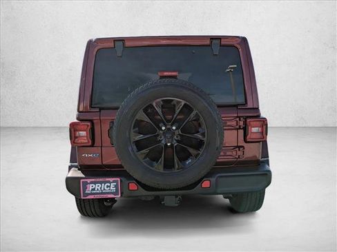 Used 2021 Jeep Wrangler Unlimited Sahara image 7