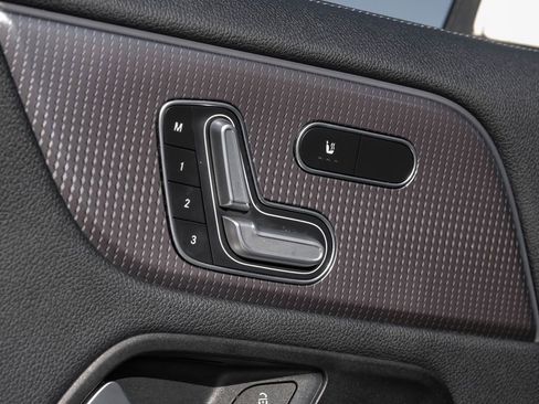 Used 2021 Mercedes-Benz GLA 250 image 41