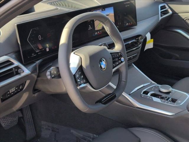 Used 2026 BMW 330i Sedan w/ Premium Package RWD image 3