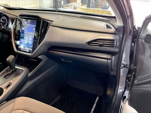 Used 2025 Subaru Crosstrek 2.0i Premium AWD/4WD image 13