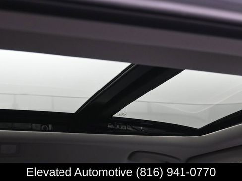 Used 2022 Nissan Pathfinder Platinum w/ Cargo Package AWD/4WD image 12