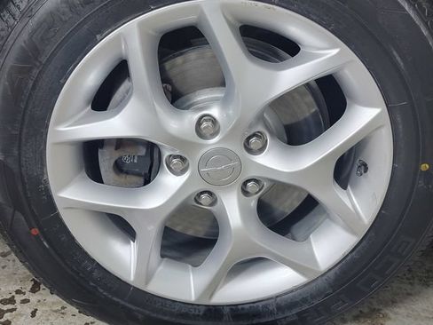 Used 2020 Chrysler Pacifica Limited FWD image 10