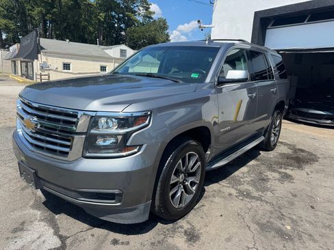 Used 2019 Chevrolet Tahoe LS AWD/4WD image 2