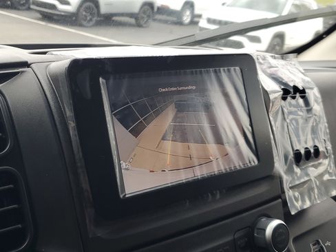 Used 2025 RAM ProMaster 2500 w/ Convenience Group image 17