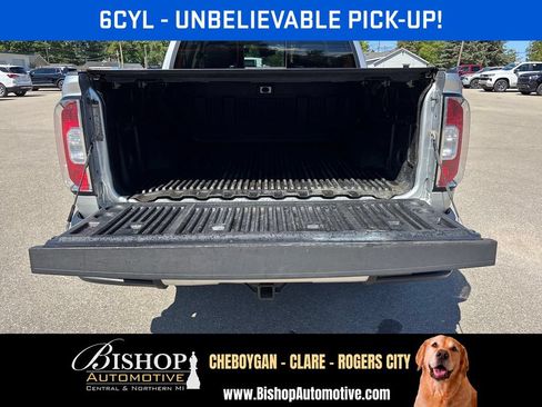 Used 2016 GMC Canyon SLE w/ All Terrain Package AWD/4WD image 7