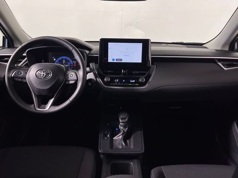 Certified 2026 Toyota Corolla Cross LE FWD image 14