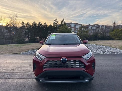 Used 2021 Toyota RAV4 Limited image 8