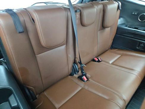 Used 2019 Subaru Ascent Touring w/ Popular Package #3 AWD/4WD image 12
