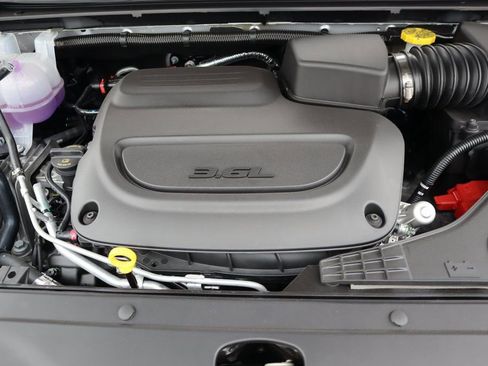 New 2026 Chrysler Pacifica Limited w/ S Appearance Package image 21