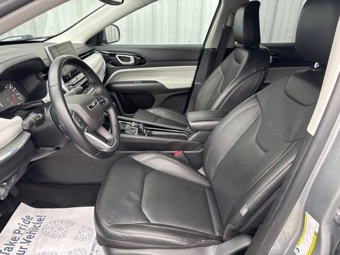 Used 2022 Jeep Compass Limited image 28